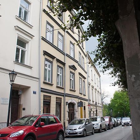Leonardo 2 Apartment Krakow Luaran gambar