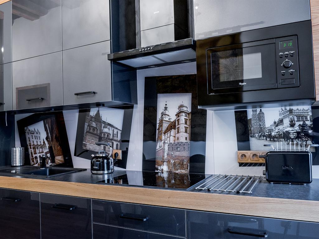 Leonardo 2 Apartment Krakow Luaran gambar
