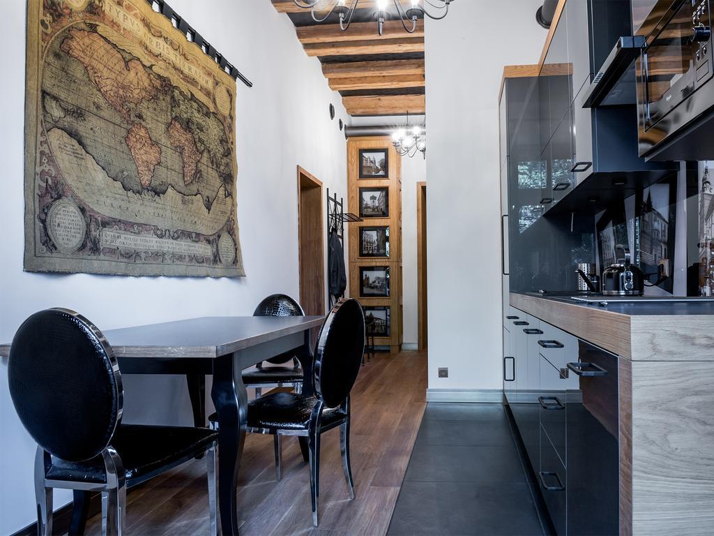 Leonardo 2 Apartment Krakow Luaran gambar