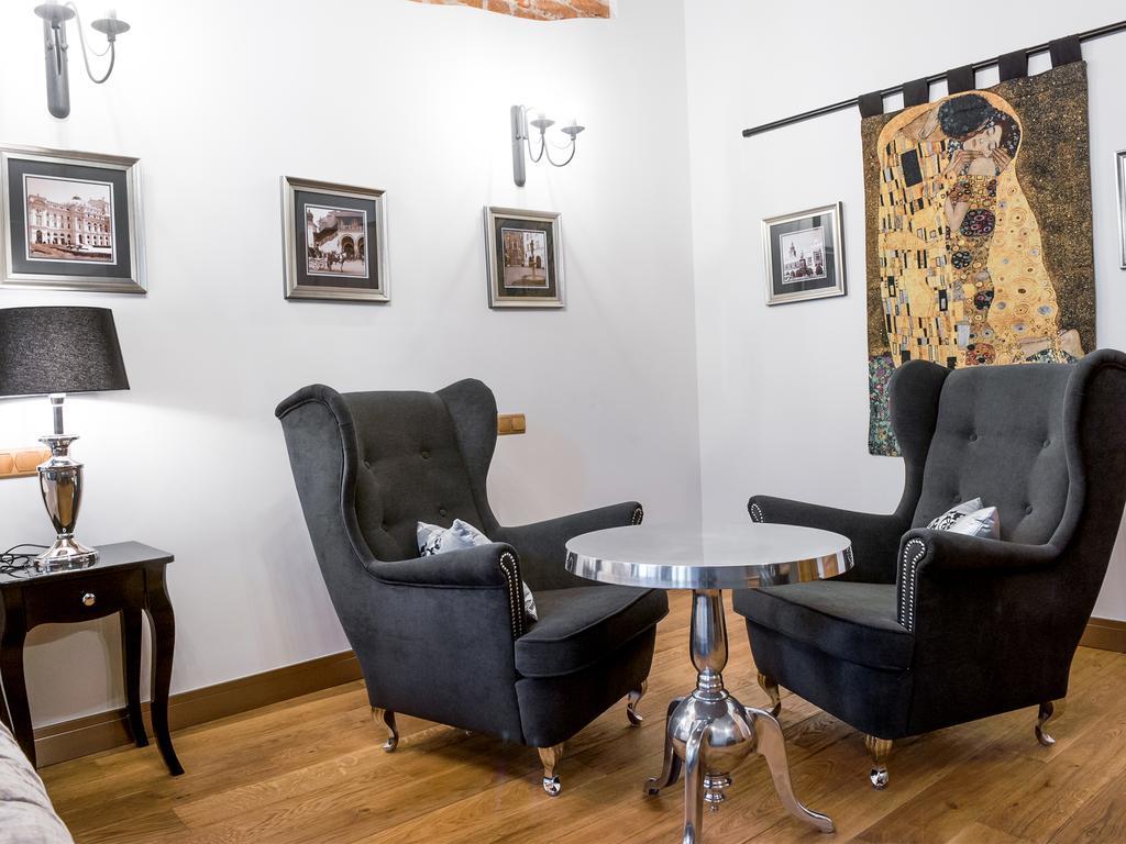 Leonardo 2 Apartment Krakow Luaran gambar